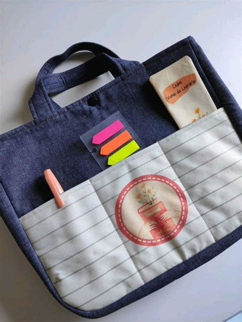 Bolsas para livros .